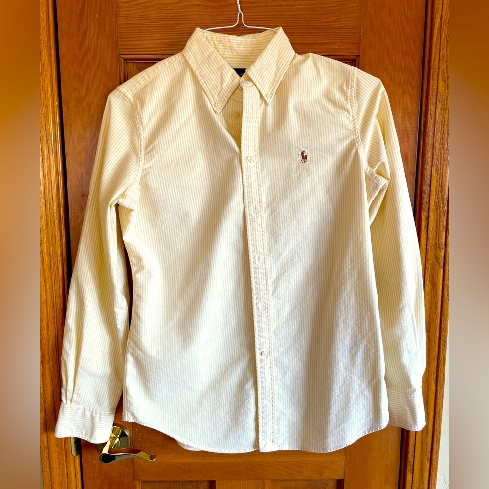 EUC Ralph Lauren Women’s Oxford Striped button down shirt. Size M
